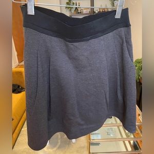 GAP skater skirt S